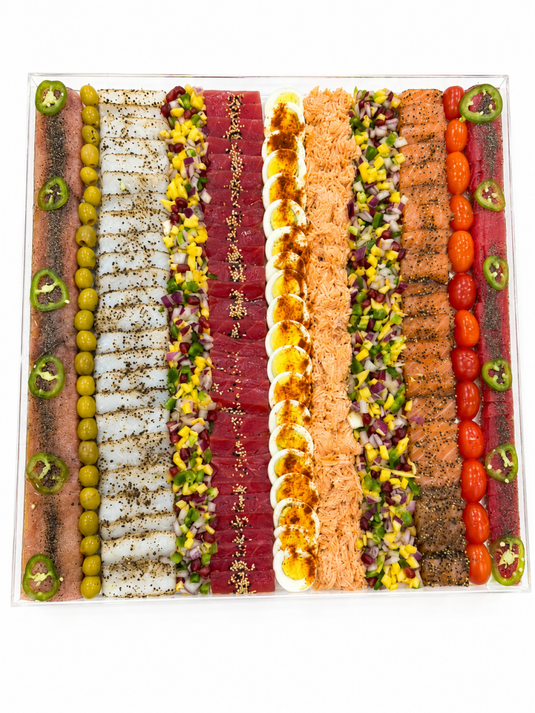 18″ Fish & Herring Combo Platter – Eggs - Fishville