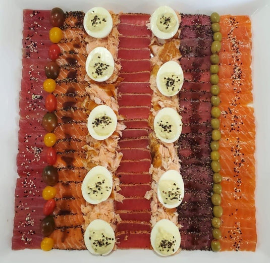 18" Assorted Fish Platter with Eggs
